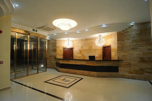 Tetra Tree Hotel, Reception