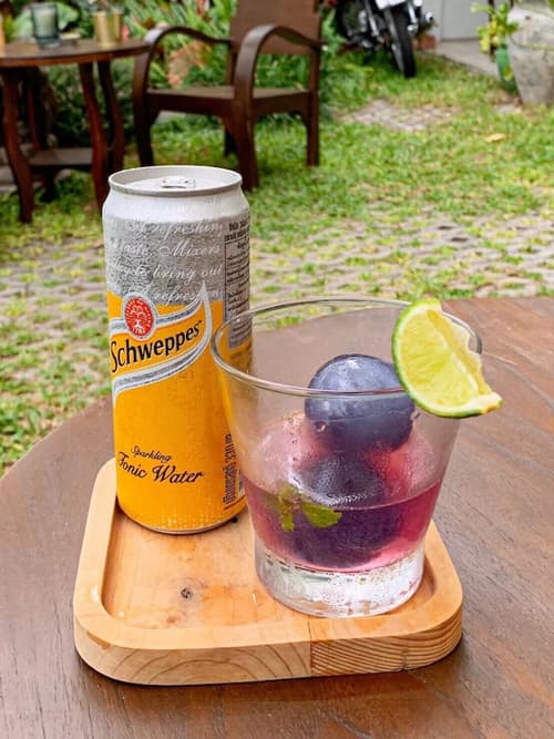 Elliebum Boutique Hotel, Food and drink