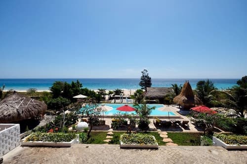 Mario Hotel and Cafe, Primary image