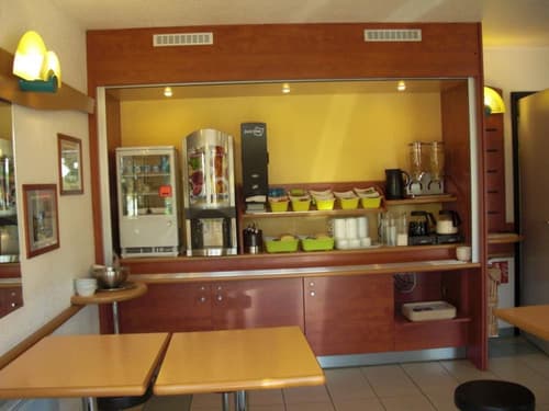 ibis budget Orléans Nord Saran, Breakfast area