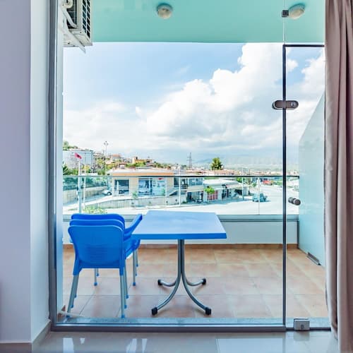 The City Gate Hotel, 