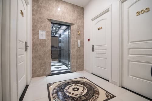 Bin Bin Hotel 4 - Near Sunrise City D7, Interior entrance