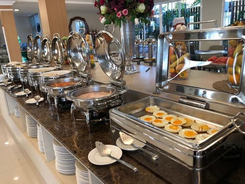 S Bangkok Hotel Navamin, Breakfast meal