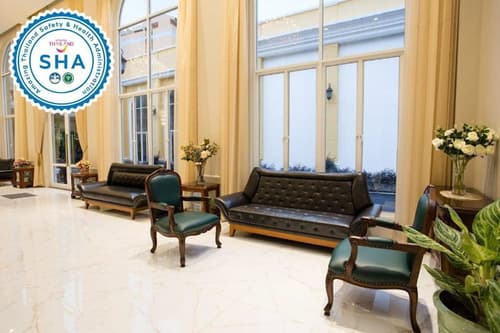 S Bangkok Hotel Navamin, Lobby sitting area