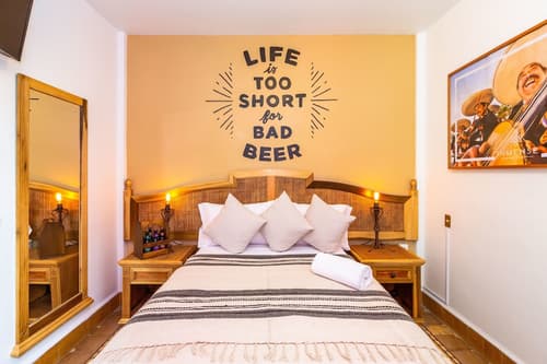 Mala Vecindad Beer Hotel, Room