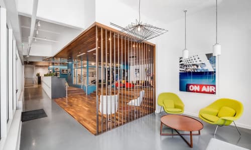 Hotel Indigo Memphis Downtown by IHG, Lobby sitting area