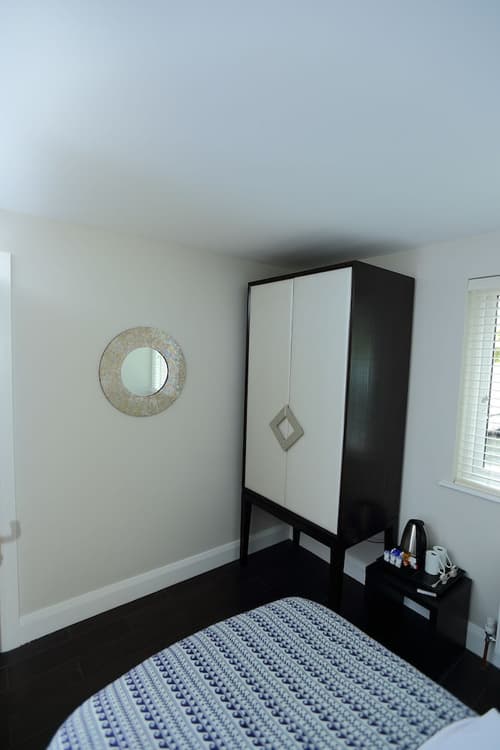 Glass Island Boutique Luxury B&B, Room