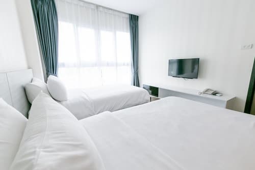 Locals Prio ChiangMai Central Airport Plaza, Room