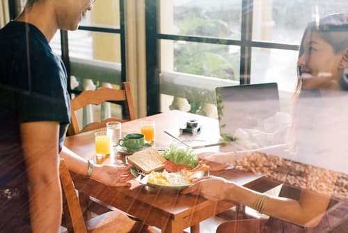 The Pineapple Hotel, Restaurant