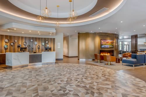 DoubleTree by Hilton Charleston Riverview, Lobby