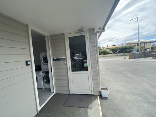 BigSky Motels, Reception