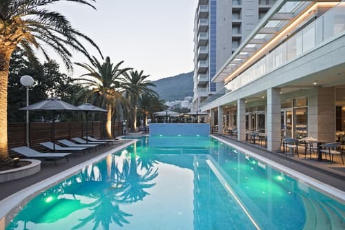 Hotel Ami Budva Petrovac, Outdoor pool