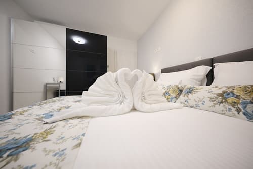 Luxury Majpruz Suites, Room