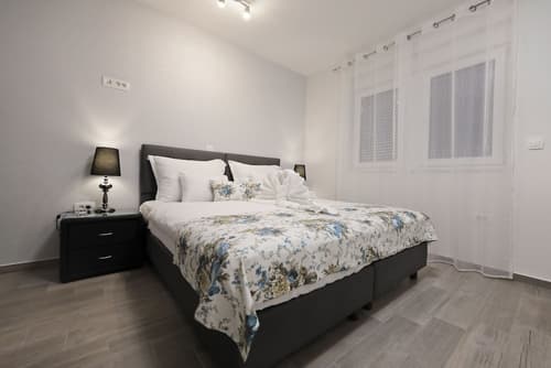 Luxury Majpruz Suites, Room