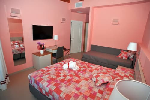 Villa Paradise Resort, Room