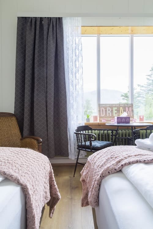 Private and peaceful one room apartments, Room