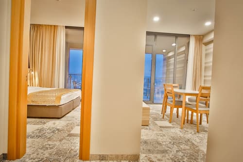 Ameri Plaza Tbilisi, Room