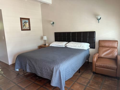 Sea Shore Motel, Room