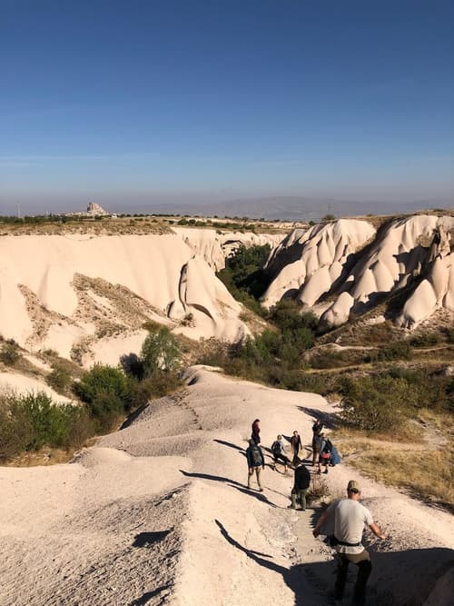 Kismet Cave House, Hiking