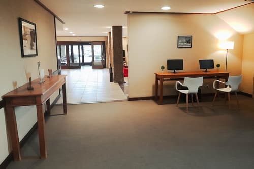 Sent Calafate, Living area