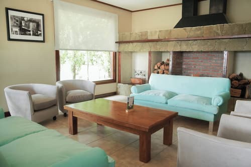 Sent Calafate, Living area