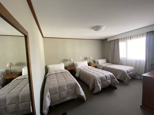 Sent Calafate, Room
