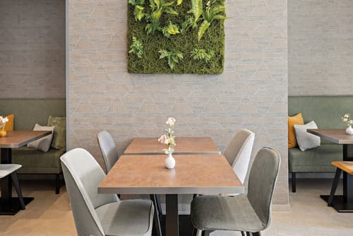 Leonardo Hotel Salzburg City Center, Breakfast area