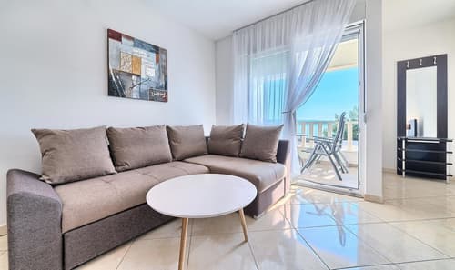 Stipe Residence, Primary image