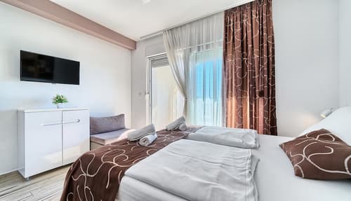 Stipe Residence, Room