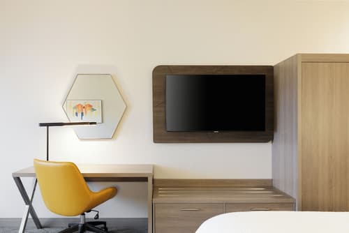 Holiday Inn Express Los Angeles Airport Hawthorne by IHG, Room