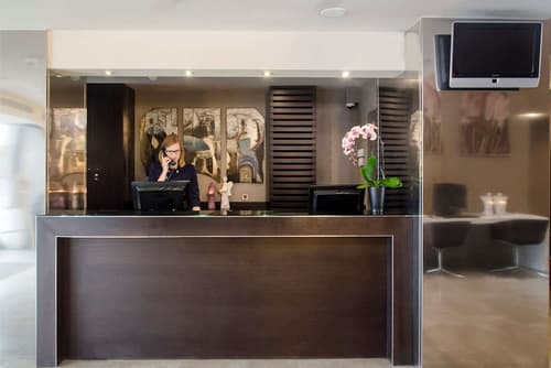 NH Poznan, Reception