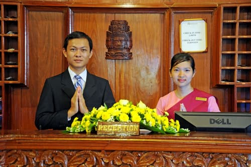 Angkor Hotel, Reception