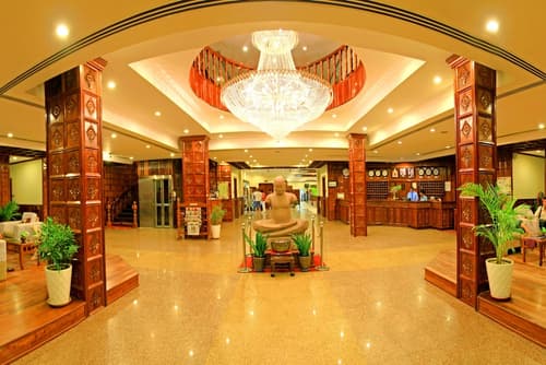 Angkor Hotel, Lobby lounge