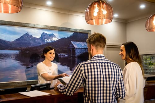 Cradle Mountain Hotel, Reception