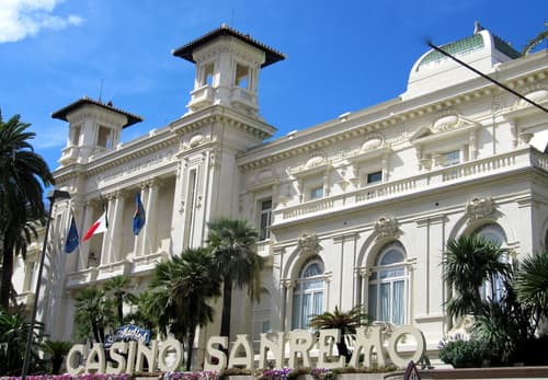 Hotel Paradiso, Casino