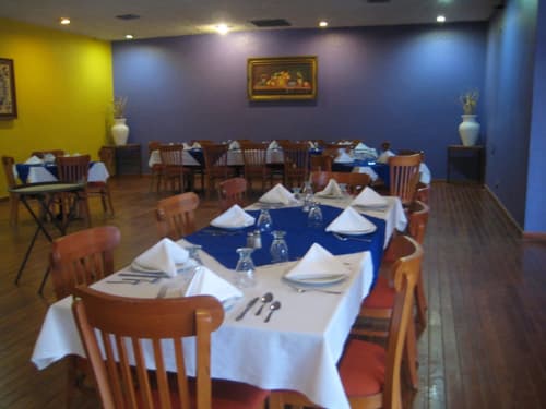 The Halfwaiy Inn, Restaurant