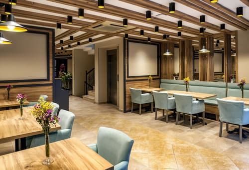 Hotel Kupeli, Lobby sitting area