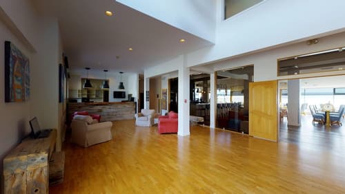 Riotel Percé, Lobby sitting area