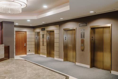 Central Loop Hotel, Reception