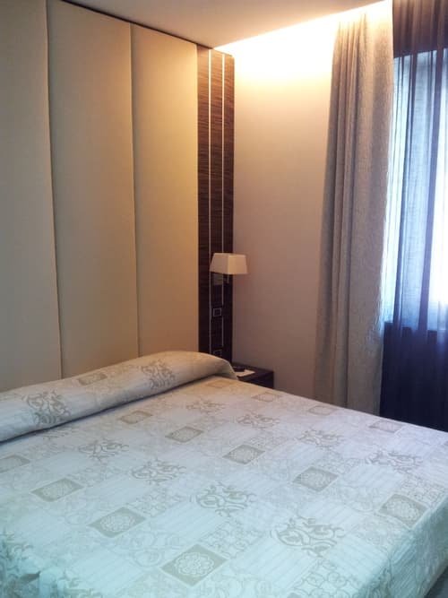 Hotel Excelsior, Room