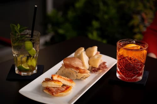 Hotel Maranello Village, Lobby lounge