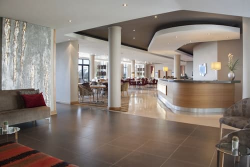 Holiday Inn Express Sandton Woodmead by IHG, Lobby