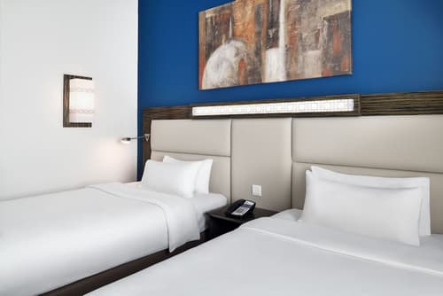 Holiday Inn Express Dubai Safa Park by IHG, Room
