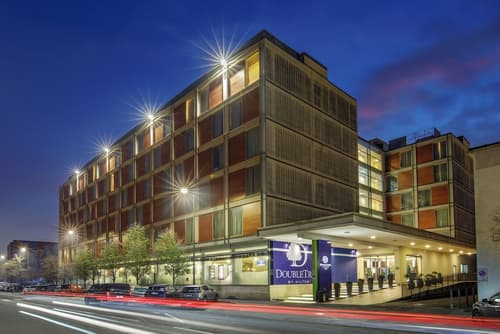 DoubleTree by Hilton Milan, Exterior