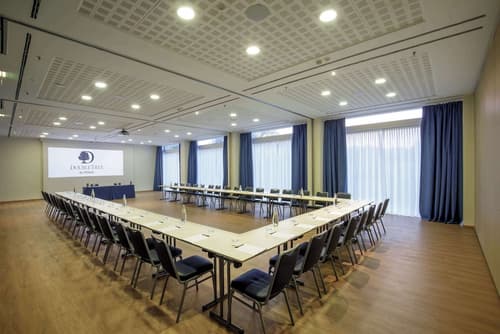 DoubleTree by Hilton Milan, Meeting facility