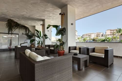 Grand Hotel Sofia, Lobby lounge