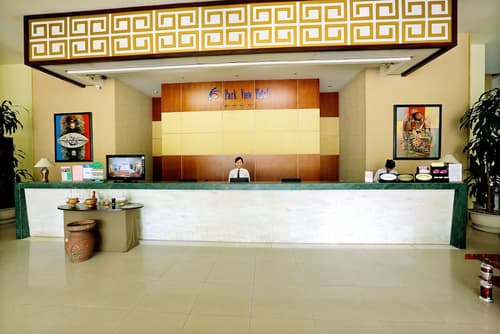 ParkView Hotel, Lobby