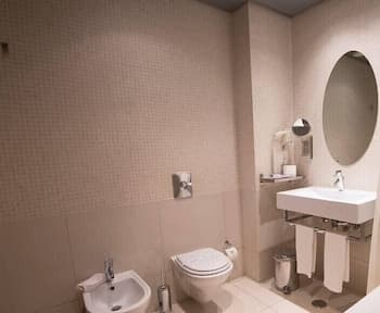 Alentejo Star Hotel, Bathroom