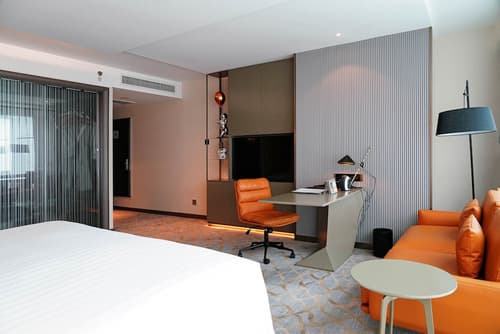 Pullman Shanghai Central-in XinTianDi & Yu Garden Area, Room