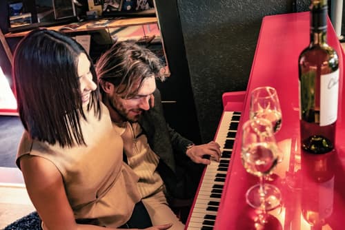 Tralala Hotel Montreux, Reception